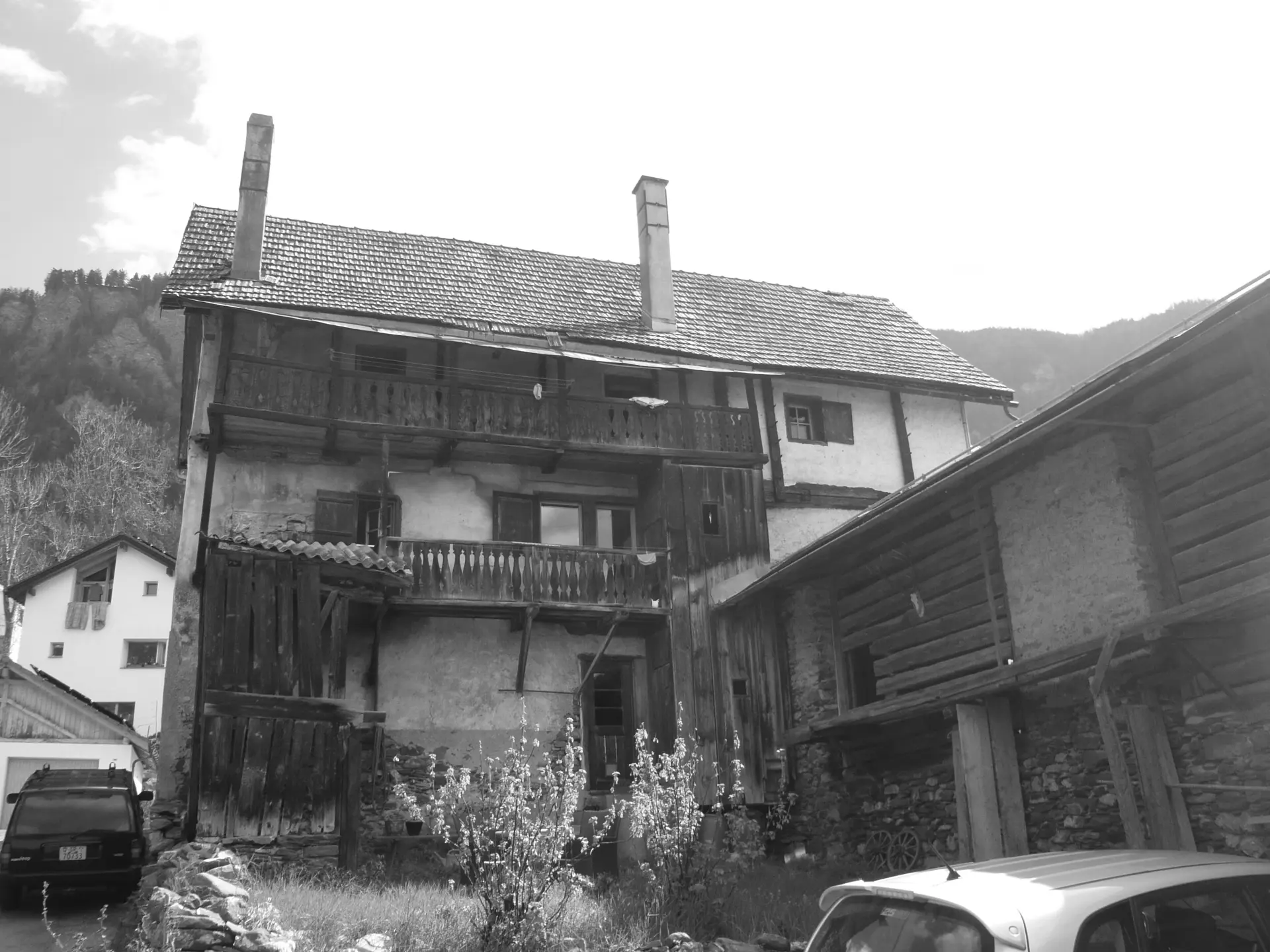 08_Sanierung und Umbau_Wohnhaus Dorfstrasse Almens_vorher